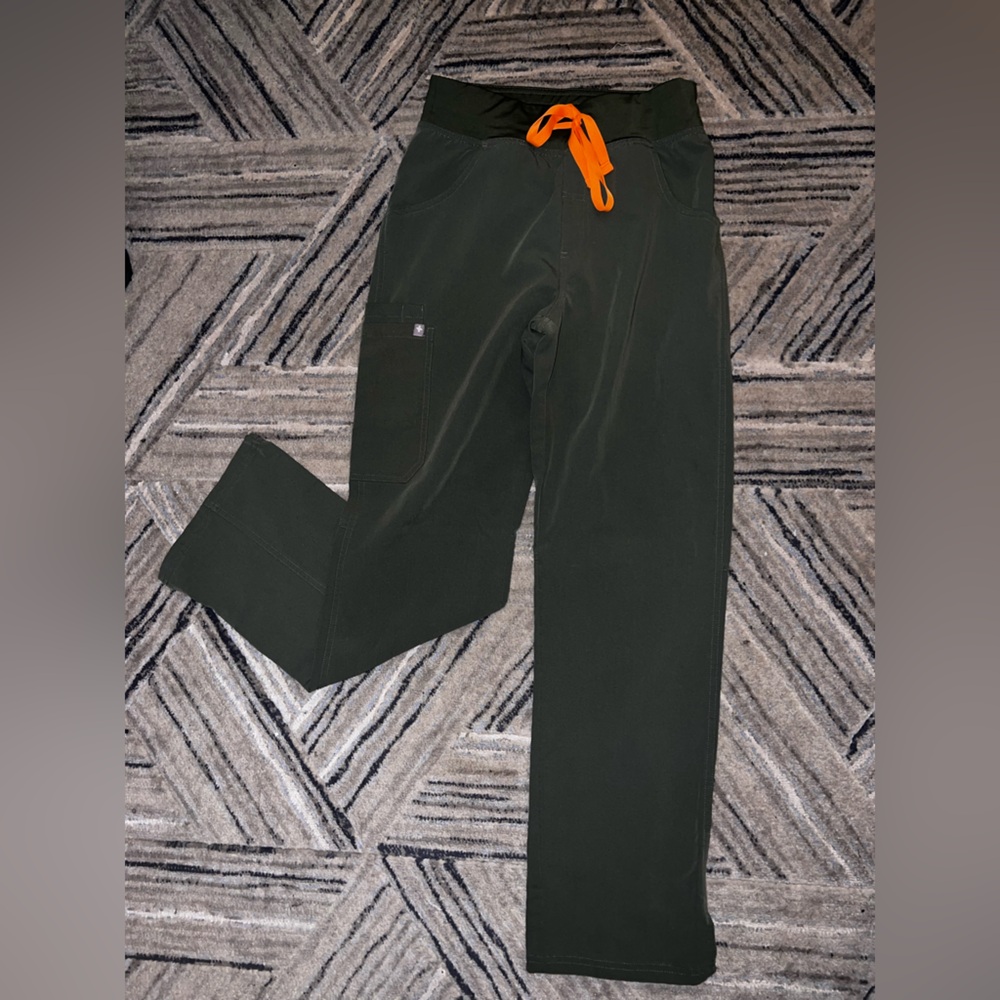 Figs kade moss scrub pants (women)